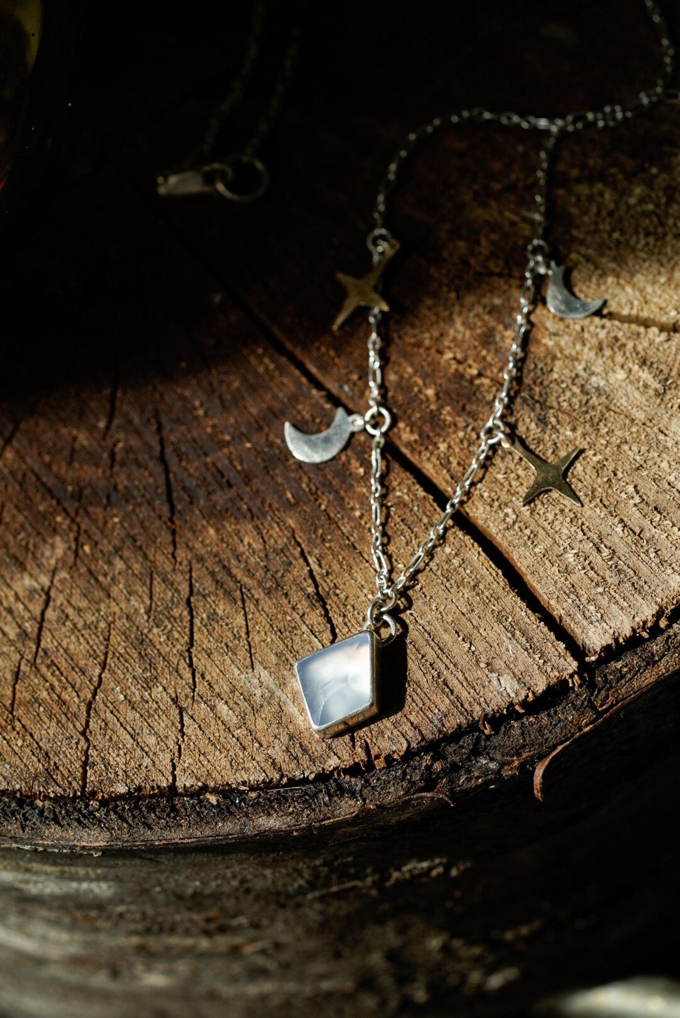 Ethereal Glow Celest Necklace