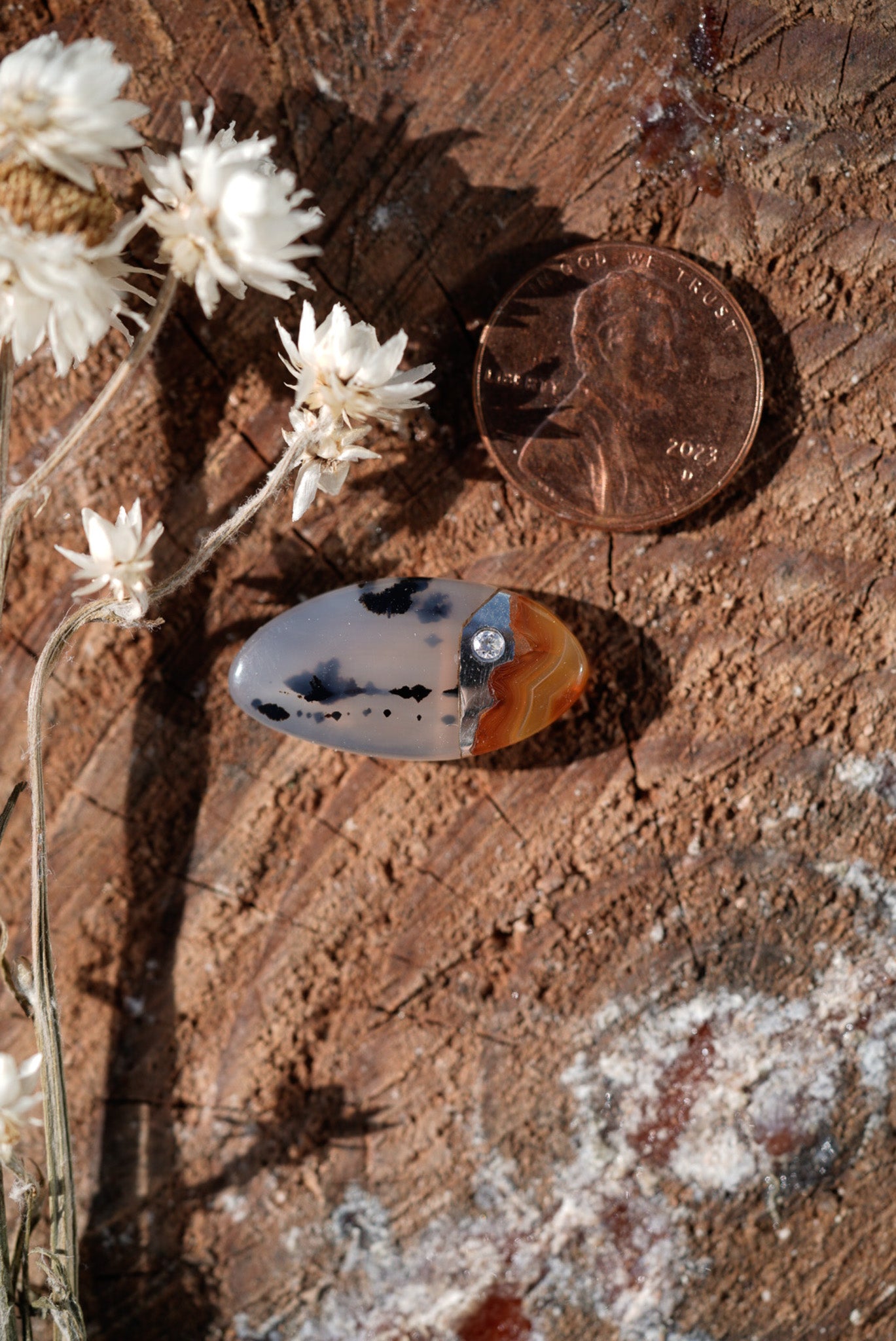 Kintarsia Cabochon - Diamond River No.3