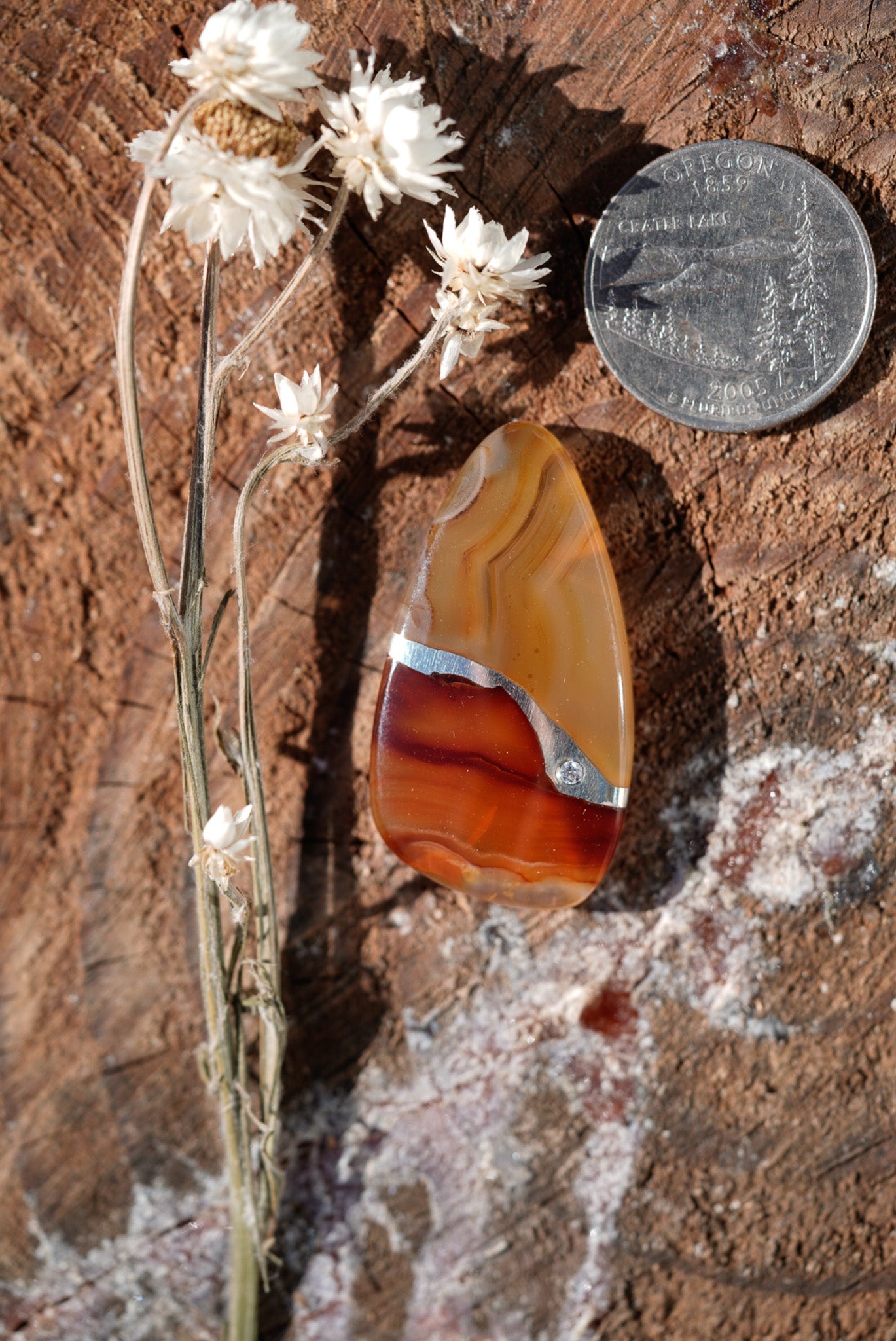 Kintarsia Cabochon - Diamond River No.4